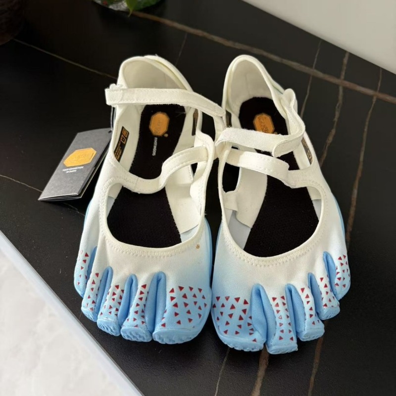 New Fivefingers Pilates indoor - Pilates V Yoga ulasan dan harga