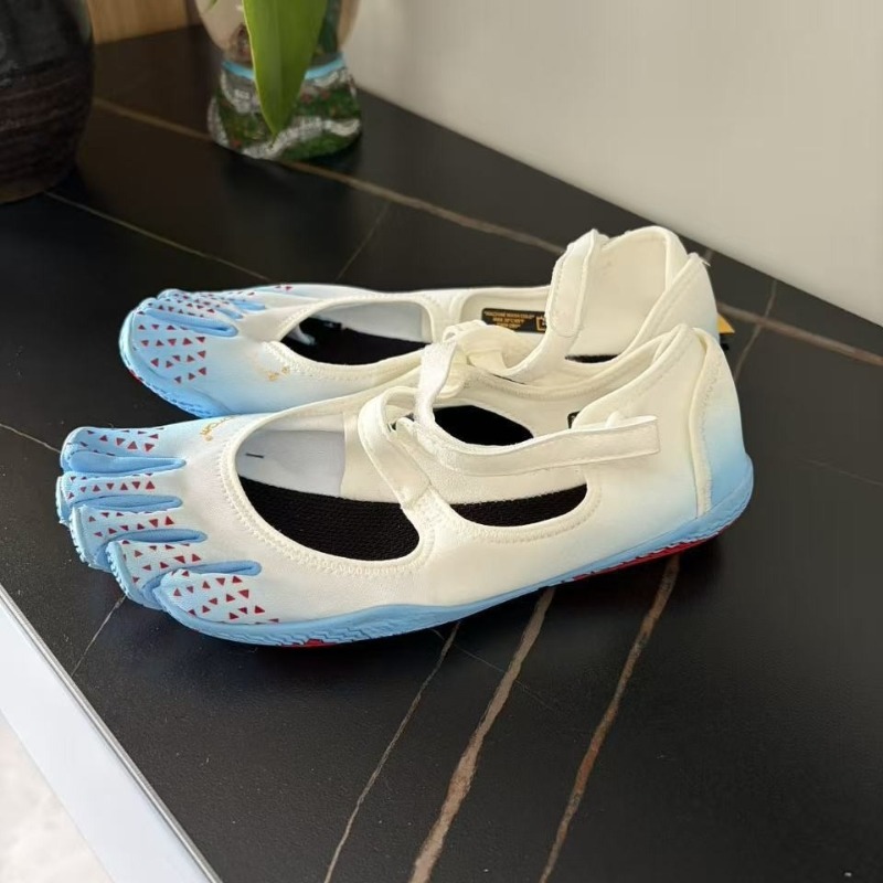 New Fivefingers Pilates indoor - Pilates V Yoga ulasan dan harga